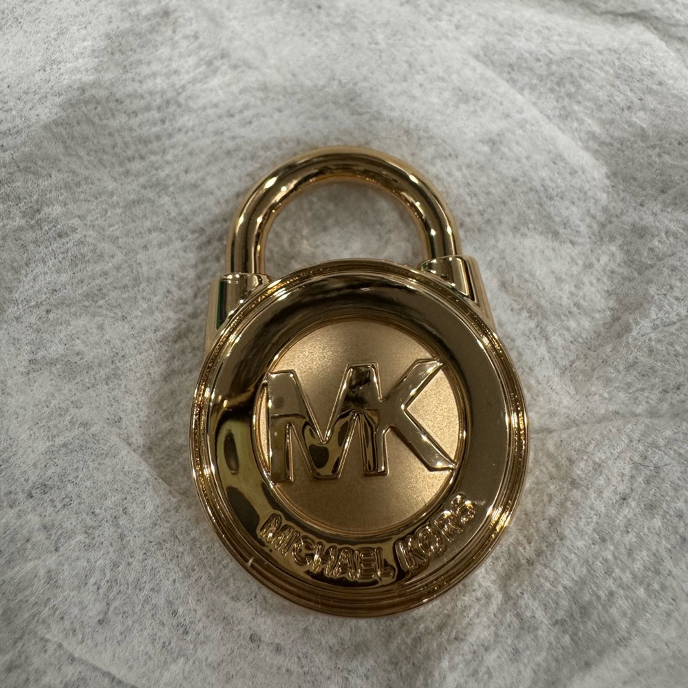 Michael Kors Shiny Gold MK Padlock